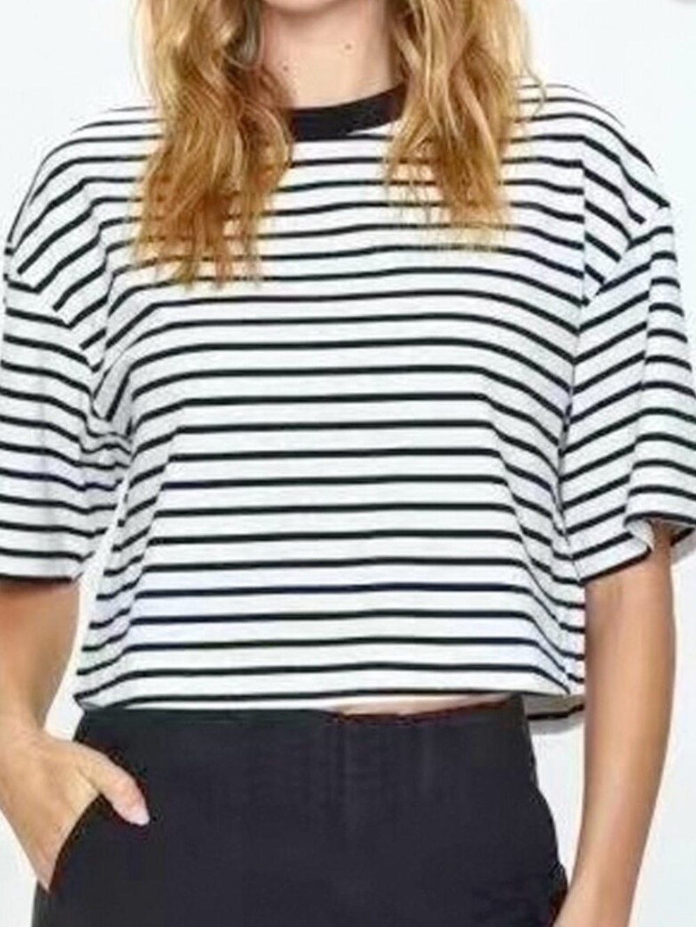 pistola Black & White Striped Cropped Tee